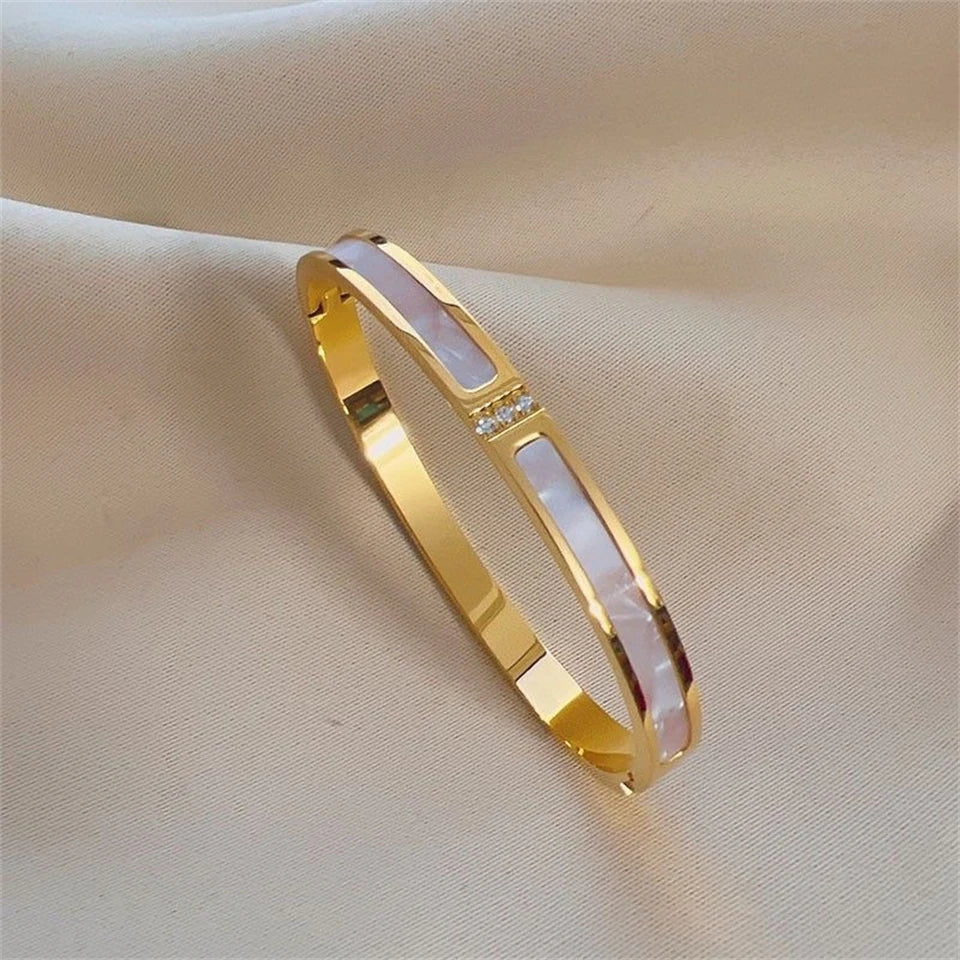 Gleam bracelet