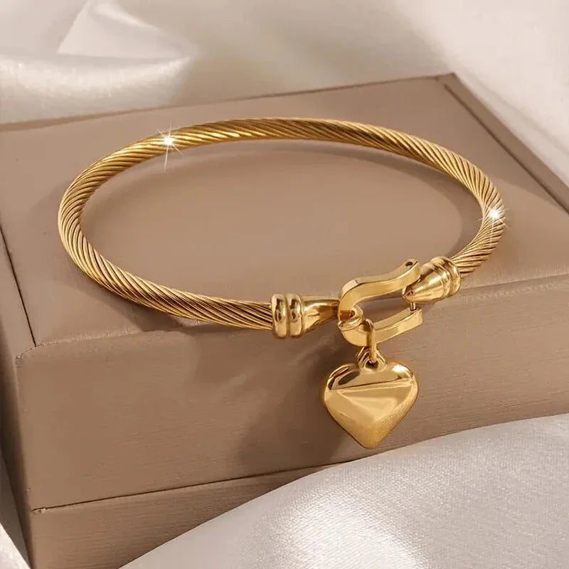 HeartLink bracelet